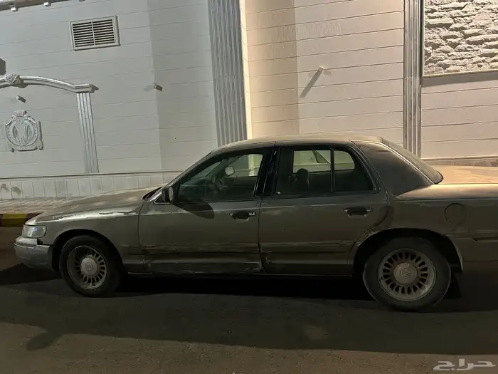 ماركيز 2002 للبيع او البدل مع اللوحة 2
