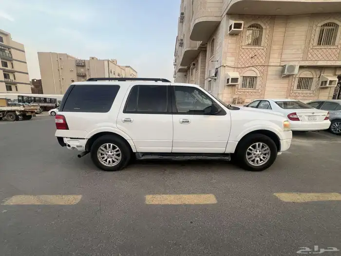 فورد اكسبيدشن 2010 ابيض 4