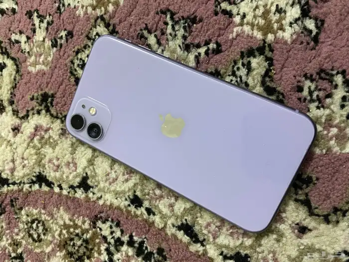 ايفون 11 8