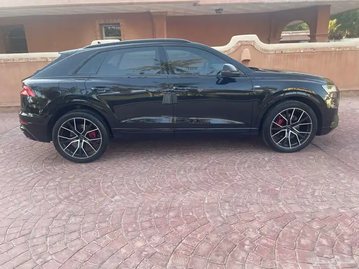 اودي Q8 s-line 2019 1