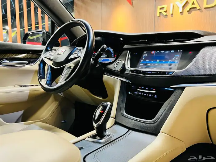 كاديلاك 2019 XT5 ( بحاله ممتازه ) 8