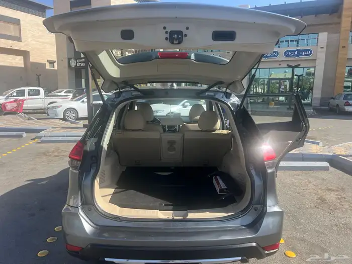 نيسان إكس-تريل 2018 رمادي 10