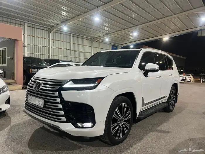 لكزس LX600 سعودي BB عداد 19 الف مالك واحد وكاله 1