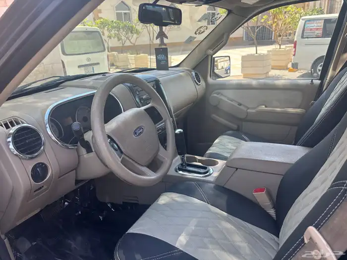 Ford Explorer model - 2007 5