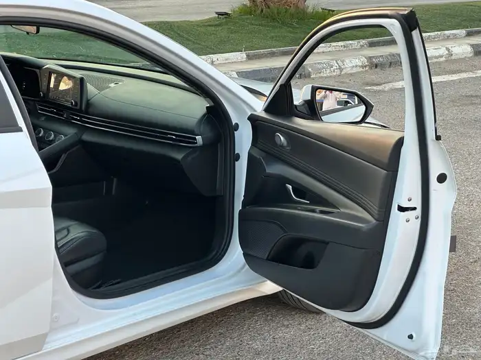 أفانتي بنزين 2021 بصمه شاشه 10