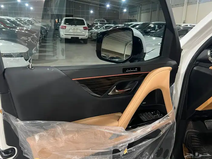 لكزس LX600 سعودي BB عداد 19 الف مالك واحد وكاله 22