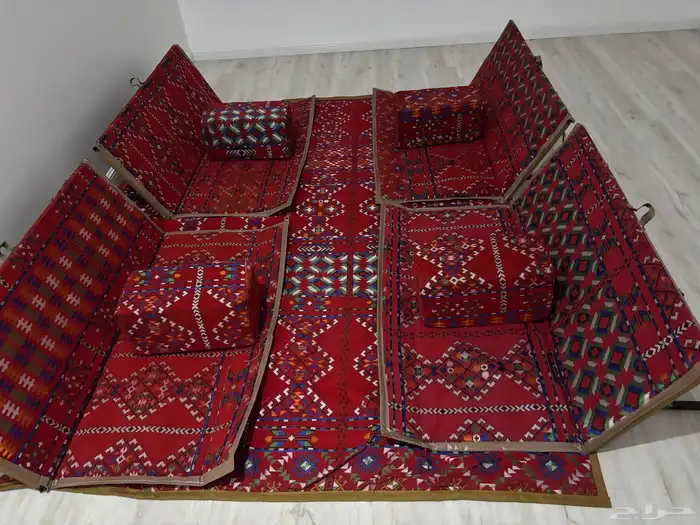 جلسة ارضية مستخذمه مره واحده فقط 1