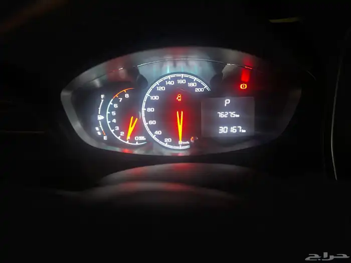 سيارة سبارك برتقالية استعمال نظيف 6