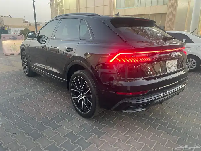 اودي Q8 s-line 2019 2