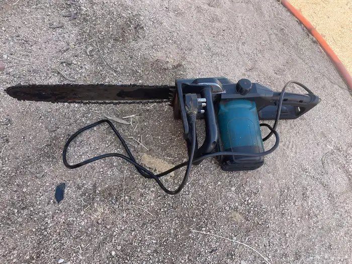 منشار كهربائي قص خشب 0