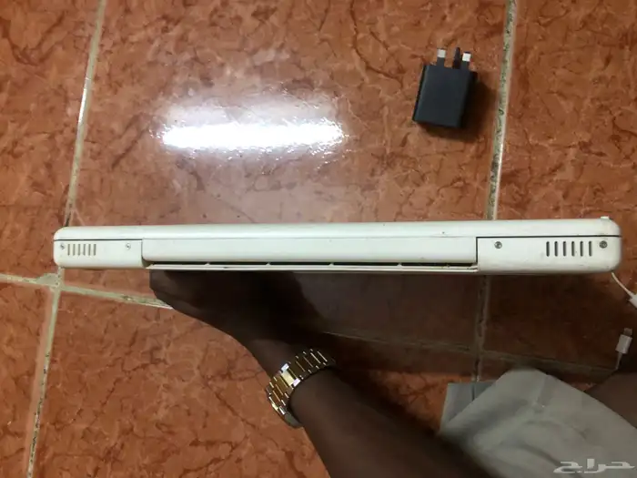 ماك بوك نضيف بس بدون شاحن 7