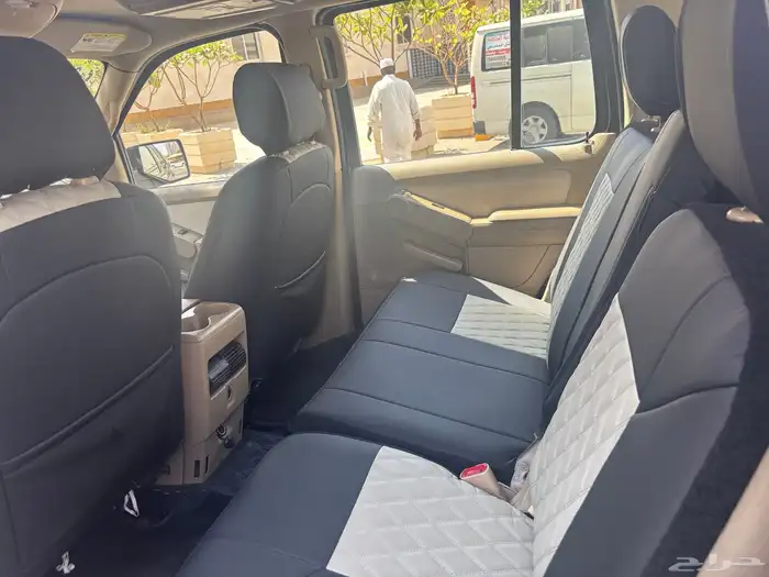 Ford Explorer model - 2007 4