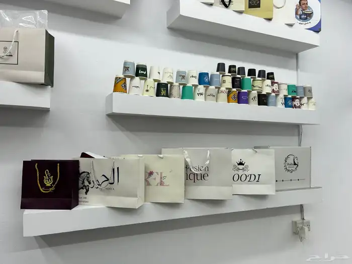 بوكس عبايات لوقو جلد ليبل قماش كروت ستكرات 8