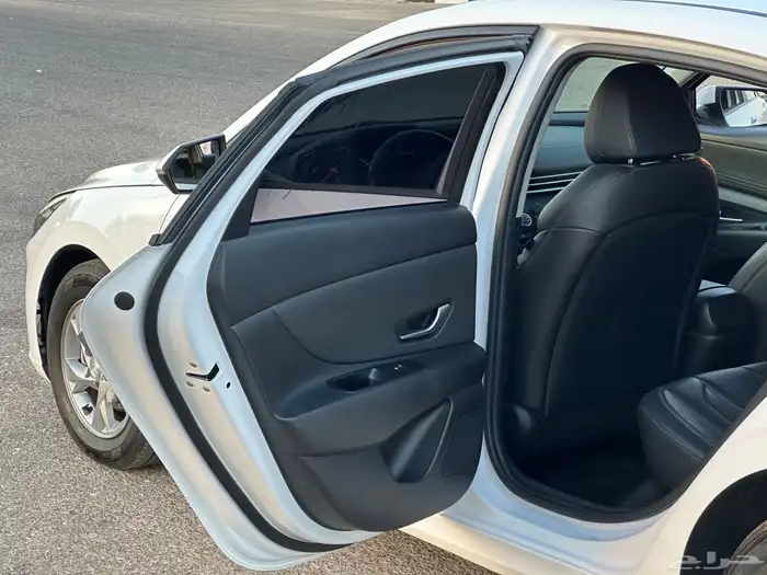 أفانتي بنزين 2021 بصمه شاشه 8