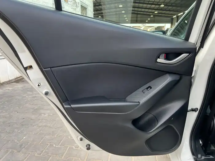 مازدا 3 2019 نظيف جدا لدى قمة الاطلال 26