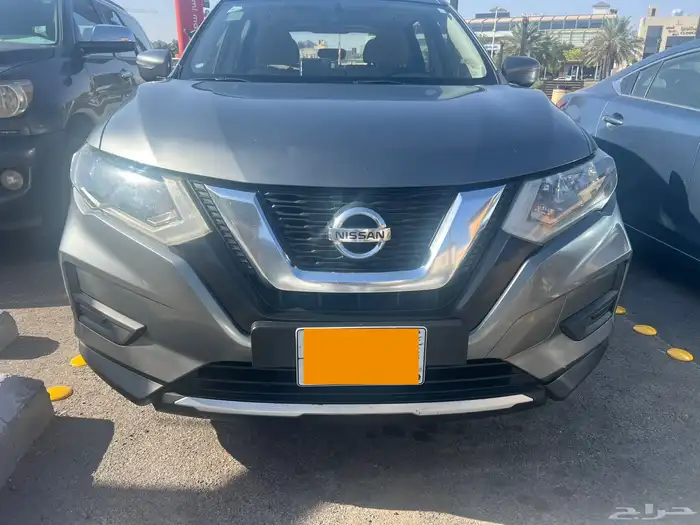 نيسان إكس-تريل 2018 رمادي 16