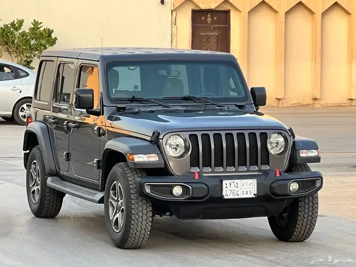 جيب رانجلر 2021   V6 رصاصي وكاله 3