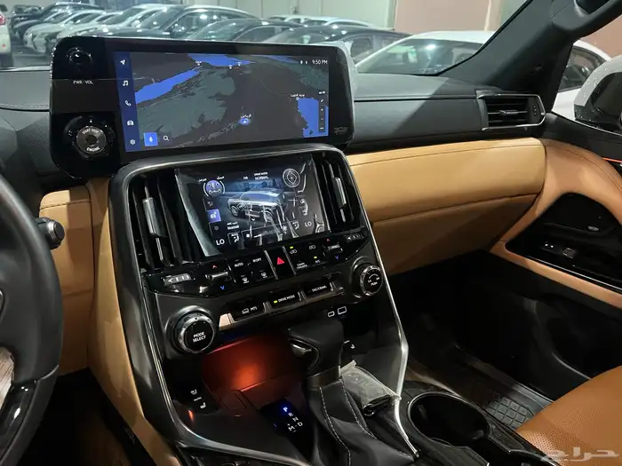 لكزس LX600 سعودي BB عداد 19 الف مالك واحد وكاله 26