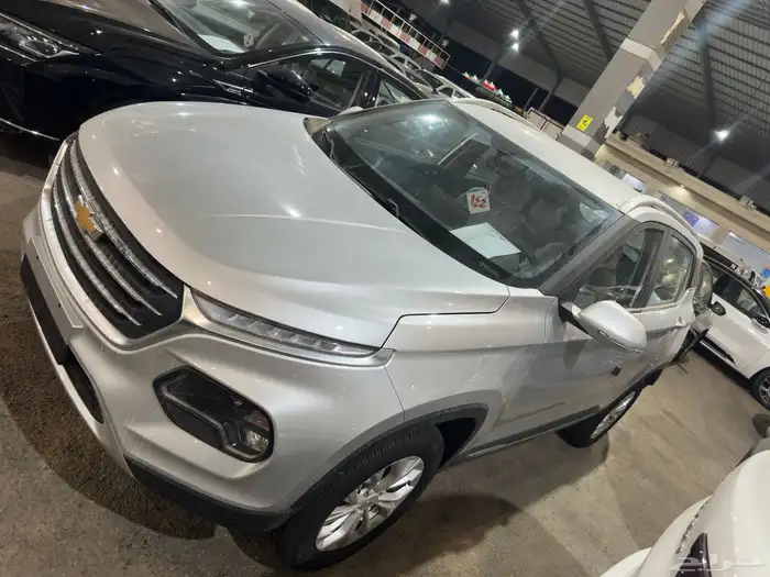 شيفروليه جروف LT استندر 2025 رمادي فضي ابيض ازرق فاتح 8