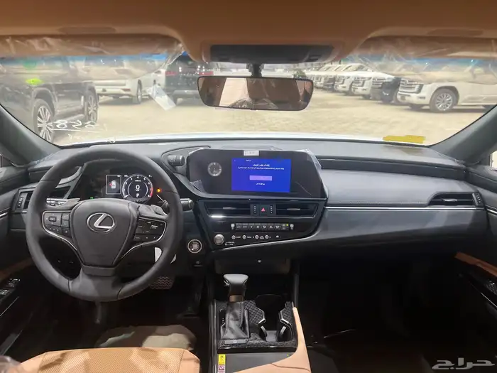 لكزس ES250 2025 8