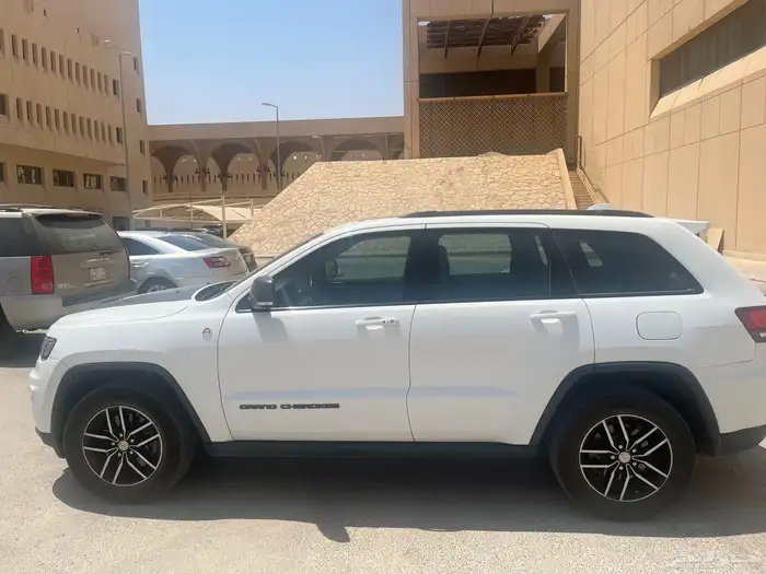 jeep grand cherokee trailhawk 2017 1