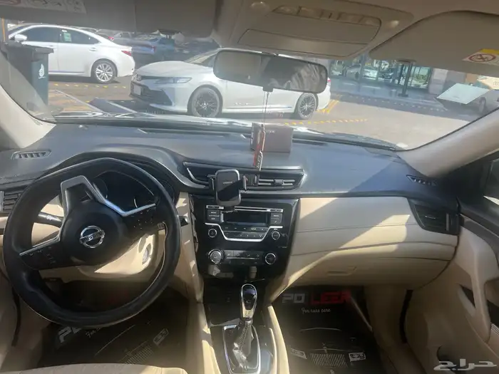 نيسان إكس-تريل 2018 رمادي 5