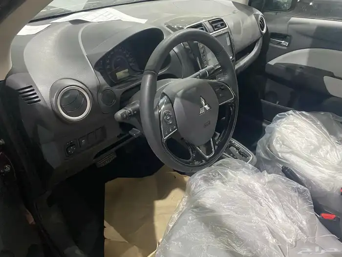 متسوبيشي اتراج فل كامل جديده اصفار 2023 11
