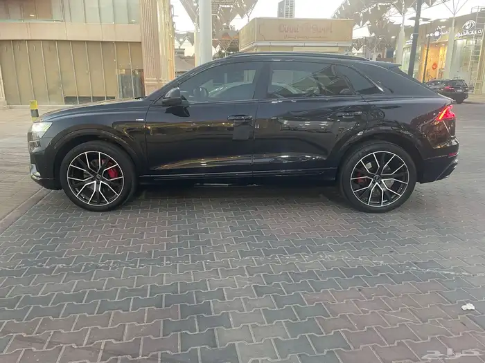 اودي Q8 s-line 2019 4