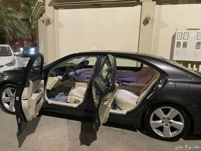 Lexus LS460L VIP لوايح ابو ظبي 5