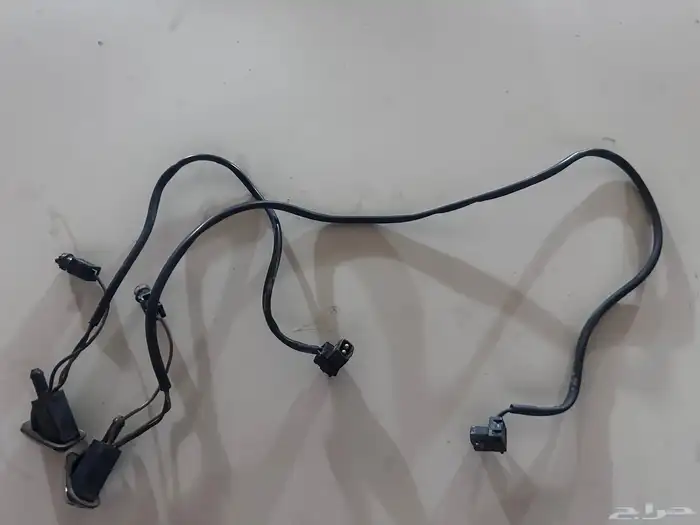 رشاش ماء تنظيف الزجاج الأمامي مرسيدس w126 نظيف وشغال شرط 1
