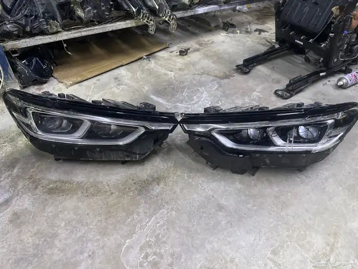 يوجد لدينا طقم شمعات تورس 2020 2022 0