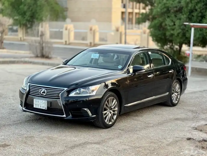 للبيع لكزس ((LS460)) 2013 (سعودي) ((نظيفة)) 4