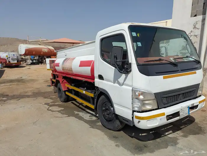 للبيع دينا صهريج ديزل 5500 لتر مستوبيشي 2013 جاهزة 2