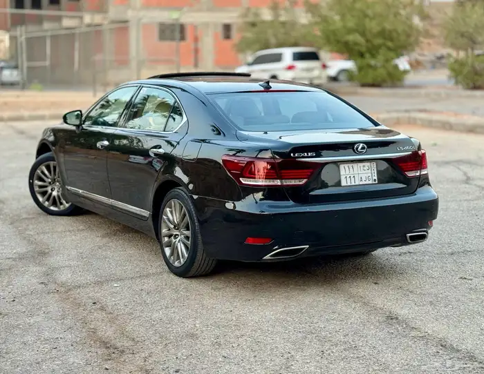 للبيع لكزس ((LS460)) 2013 (سعودي) ((نظيفة)) 20
