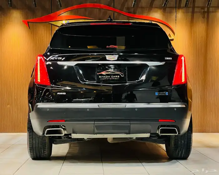 كاديلاك 2019 XT5 ( بحاله ممتازه ) 4