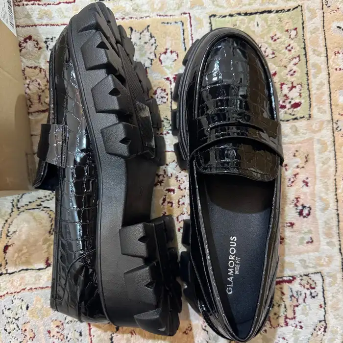 Glamorous Wide Fit chunky loafers in black croc - EU 41 2