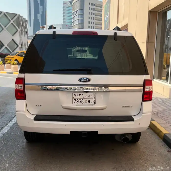 للبيع فورد اكسبيدشن XLT سعودي دبل فتحه شنطه كهرب 2