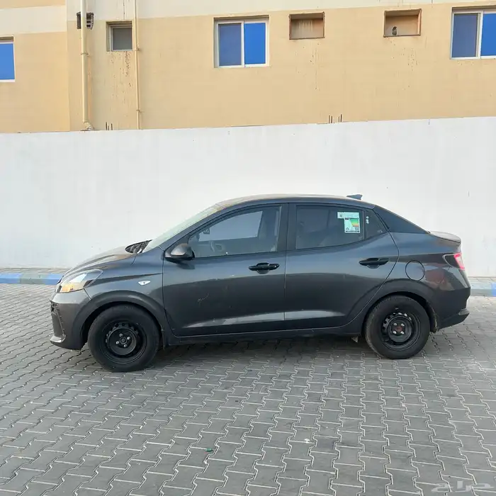للبيع i10 2024 5