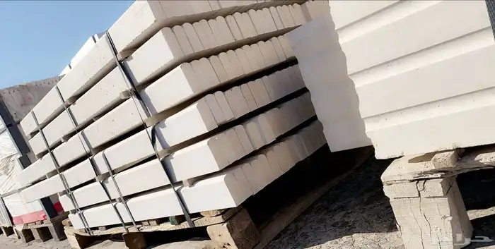 حجر طبيعي 10