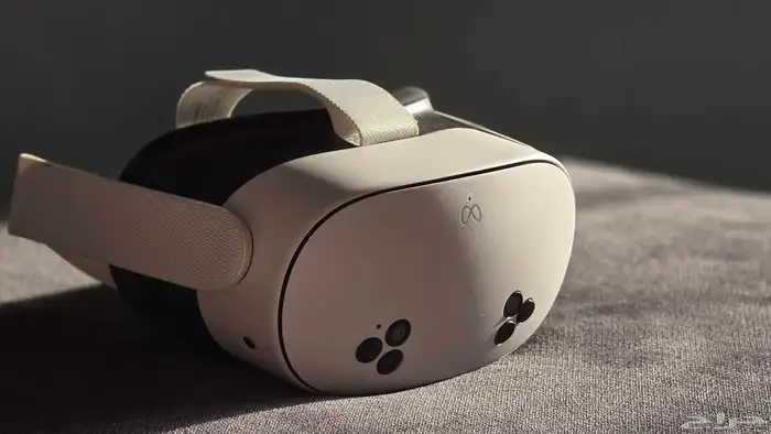 نظارة في ار oculus quest 3s 2