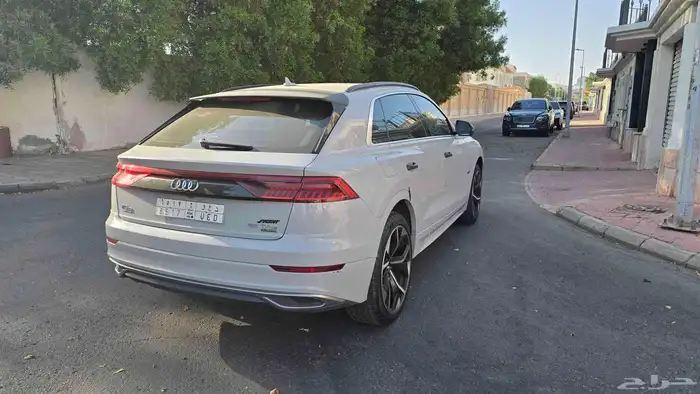 2019 اودي Q8 حاله الوكاله ممشي 47 الف كيلو مافيها حوادث ولا 6