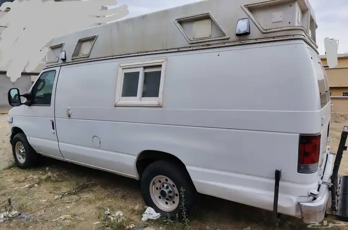 فانF350 ديزل موديل 2006 لوحة خصوصي للبيع ماشي حوالي 195000 0