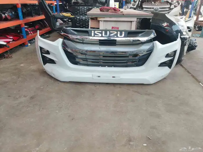 صدام شمعات ايسوزو ديماكس 2022 . 2023. 2024 1