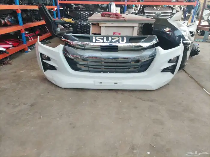 صدام شمعات ايسوزو ديماكس 2022 . 2023. 2024 0