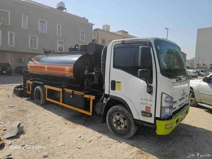 دينا ايسوزو وايت m.c.1 5