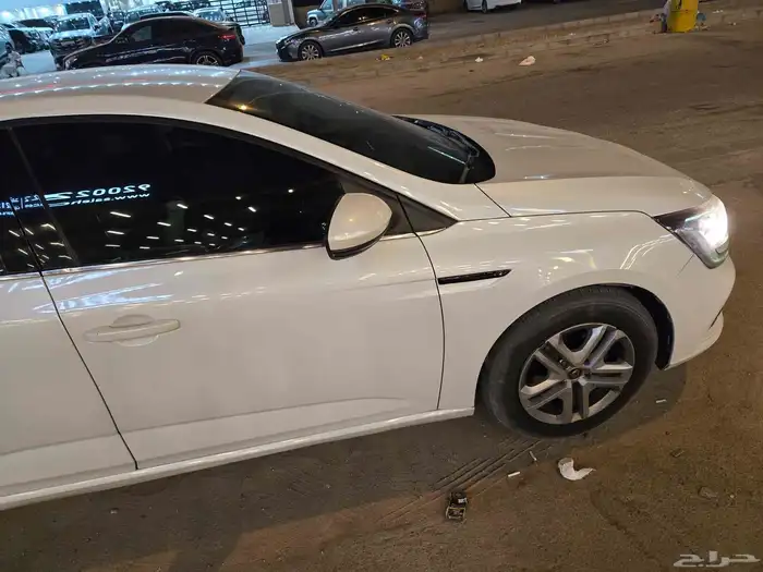 رينو ميجان 2021 8