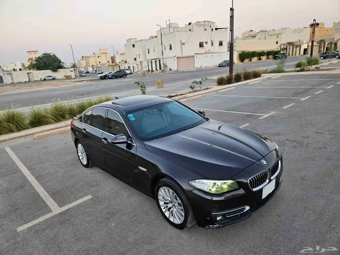 BMW 520i - موديل 2015 فل اوبشن 8
