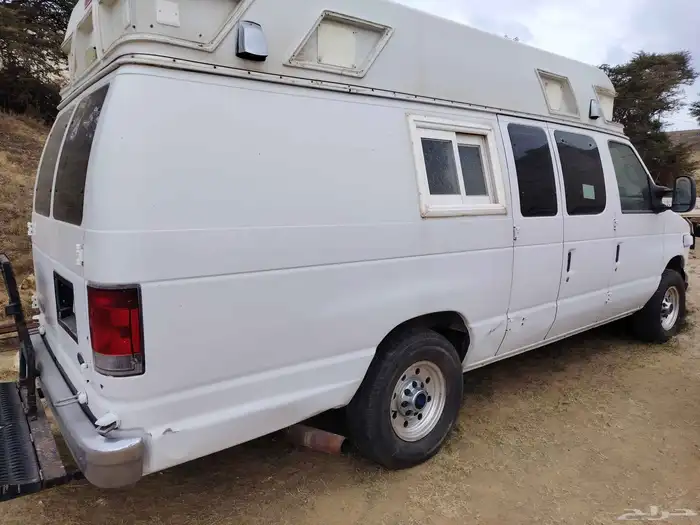 فانF350 ديزل موديل 2006 لوحة خصوصي للبيع ماشي حوالي 195000 1