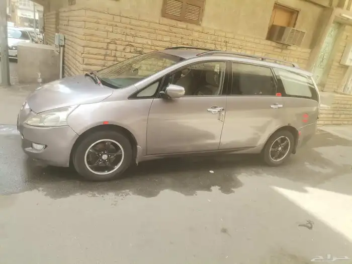 ميتسوبيشي جرانديز2005 2