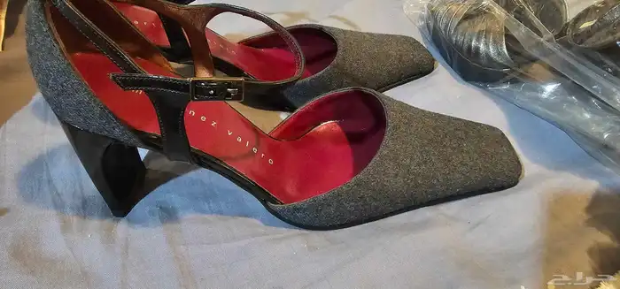 حذاء نسائي بكعب عال من تصميم Martinez Valero 4